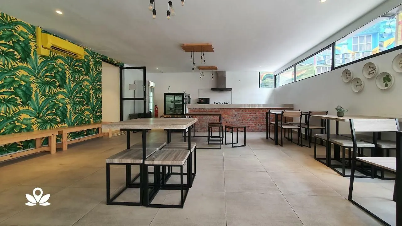 Summer House Bed & Cafe Kuala Lumpur